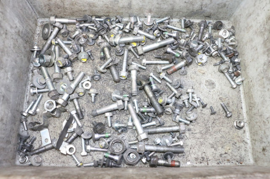 photo de SAC VITI BULLONE HONDA FES S-WING SWING ABS 125 (2007 - 2015)