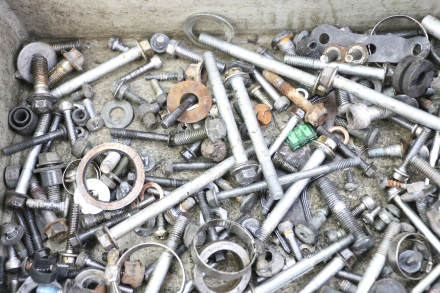 photo de VITI YAMAHA FZ6 FAZER S2 600 (2007 - 2011)