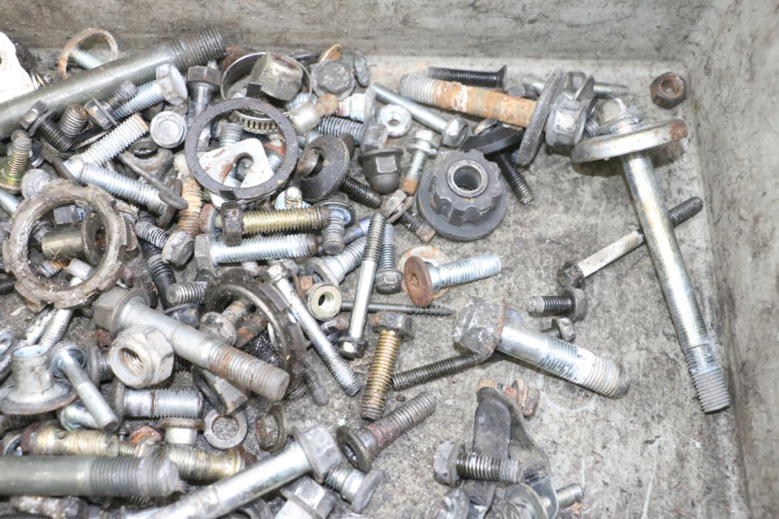 photo de VITI KAWASAKI GPX R WARBIRD 600 (1988 - 1993) - Vista d'insieme del prodotto