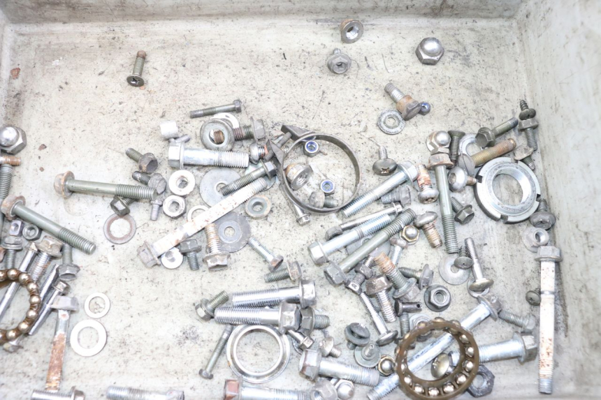 photo de VITI SUZUKI GZ MARAUDER 125 (1998 - 2004)