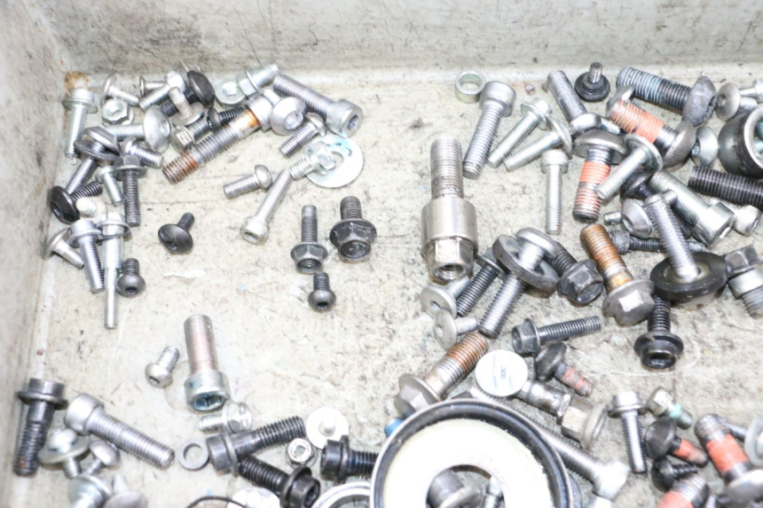 photo de VITI YAMAHA MT-07 MT07 ABS 700 (2018 - 2020) - Zoom sullo stato d'uso