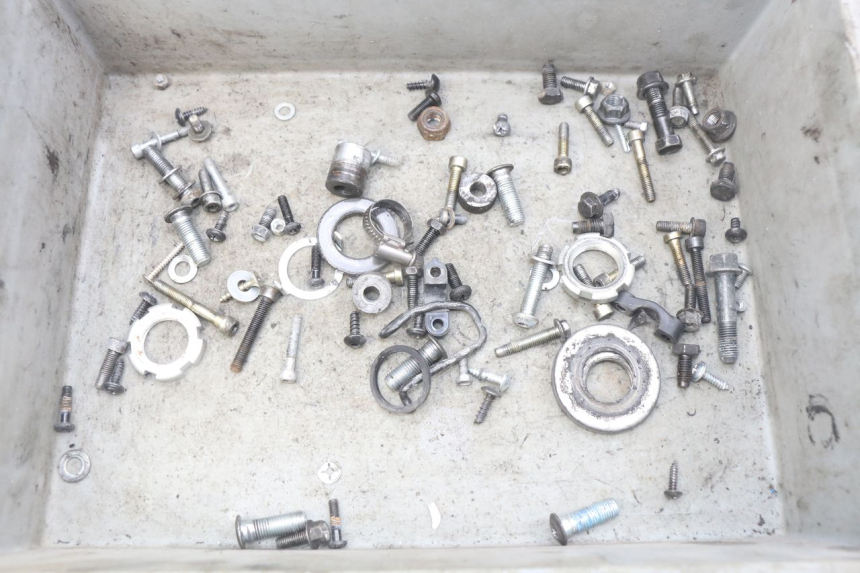 photo de SAC VITI BULLONE YAMAHA SLIDER NAKED 50 (2004 - 2018)