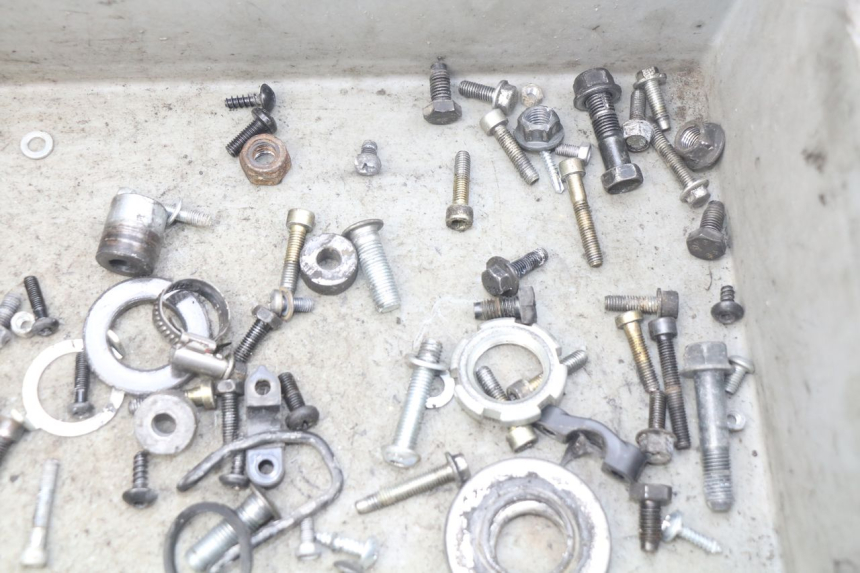 photo de SAC VITI BULLONE YAMAHA SLIDER NAKED 50 (2004 - 2018)