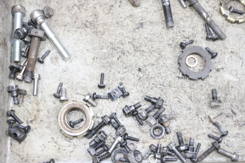 photo de VITI PEUGEOT SPEEDFIGHT 4 4T EFI 50 (2021 - 2025) - Altra angolazione