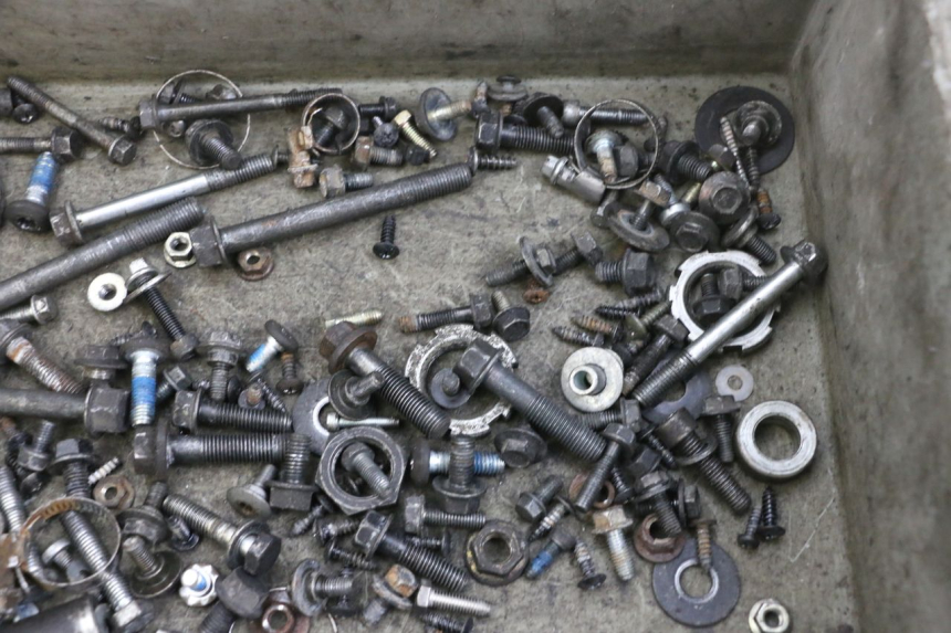 photo de SAC VITI VITE YAMAHA XMAX X-MAX 125 (2006 - 2009) - Zoom sullo stato d'uso