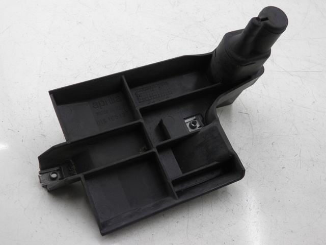 photo de CINGHIA KIT UTENSILI APRILIA SCARABEO 100 (2003 - 2012)