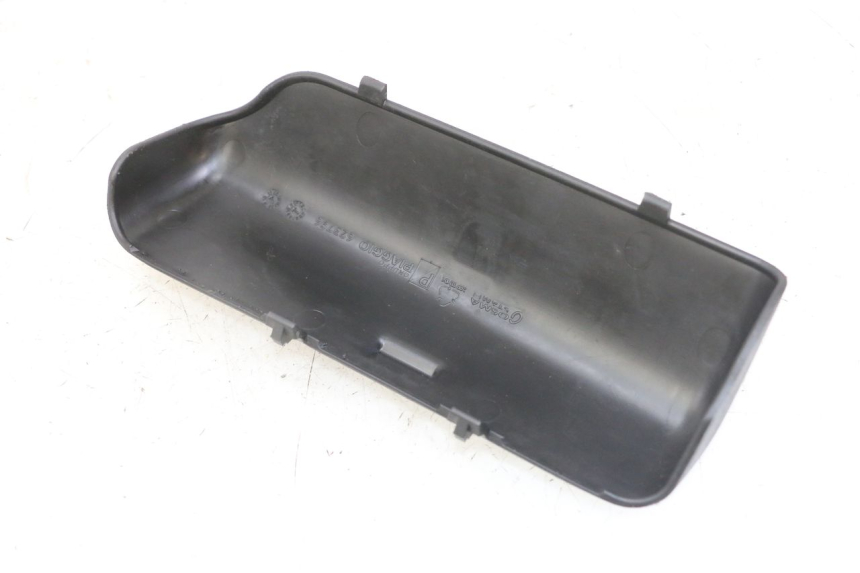 photo de CINGHIA KIT UTENSILI PIAGGIO MP3 LT 300 (2010 - 2016)