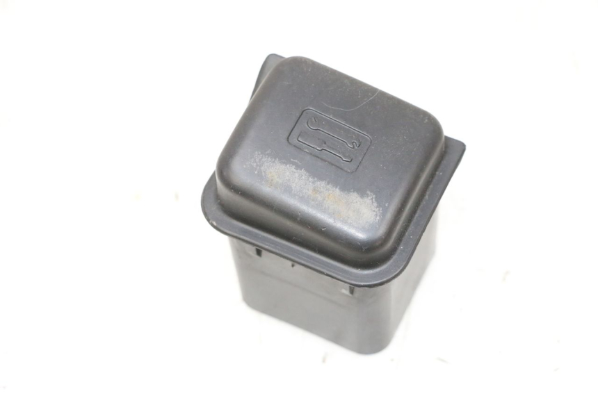 photo de CINGHIA KIT UTENSILI PIAGGIO VESPA GTS SUPER IE 125 (2009 - 2016) - Vista principale