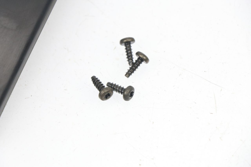 photo de PARABREZZA PEUGEOT KISBEE 4T 50 (2010 - 2017)