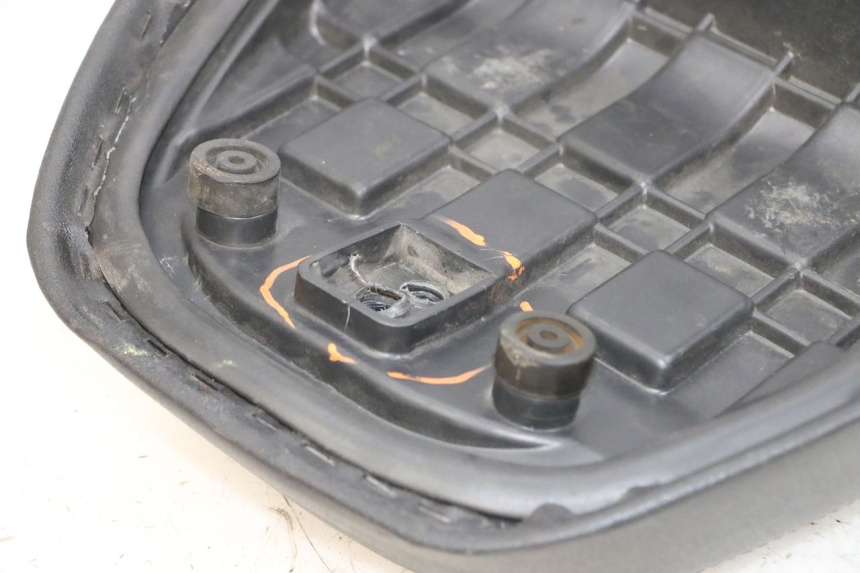 photo de SELLE KYMCO AGILITY 16+ 4T 50 (2018 - 2023) - Altra vista dell'articolo