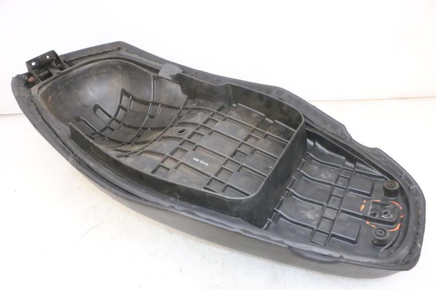 photo de SELLE KYMCO AGILITY 16+ 4T 50 (2018 - 2023) - Vista d'insieme del prodotto