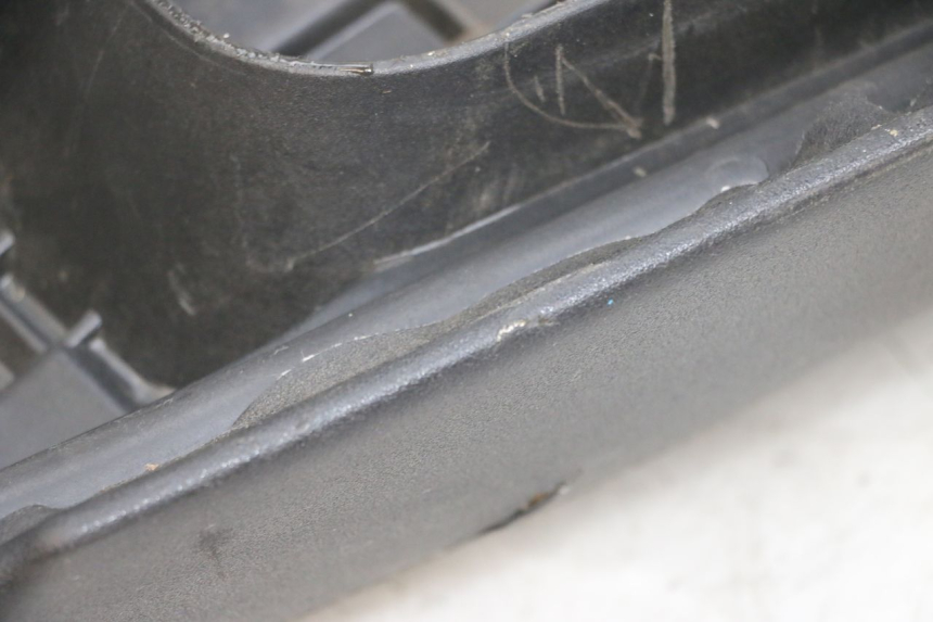 photo de SELLE KYMCO AGILITY 16+ 4T 50 (2018 - 2023) - Marcature e riferimenti originali