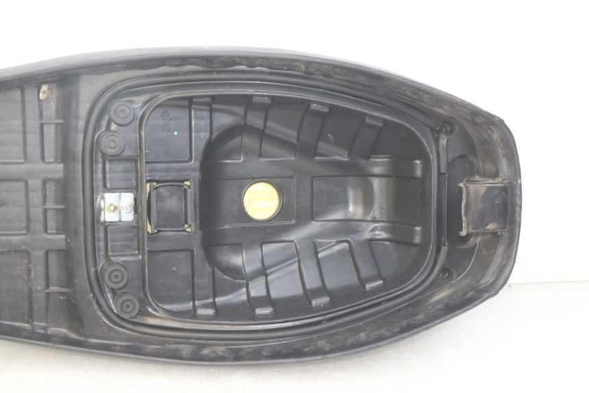 photo de SELLE KYMCO AGILITY 4T 50 (2018 - 2022)