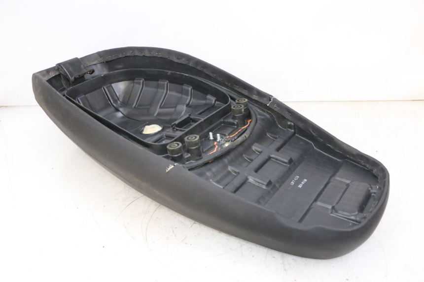 photo de SELLE KYMCO AGILITY 4T 50 (2018 - 2022) - Ricambio usato controllato