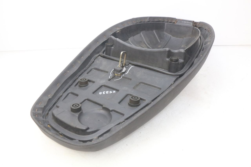 photo de SELLE KYMCO AGILITY RS 2T 50 (2009 - 2013) - Altra vista dell'articolo