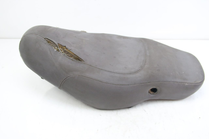 photo de SELLE APRILIA SCARABEO 4T 50 (2009 - 2017)