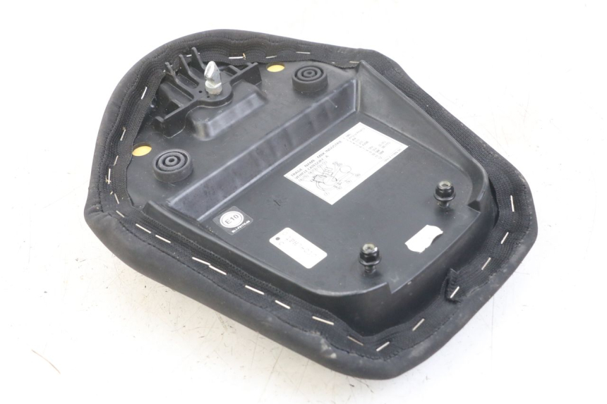 photo de SELLE POSTERIORE YAMAHA AEROX 2T 50 (2013 - 2017)