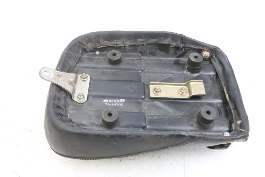 photo de SELLA POSTERIORE HYOSUNG GV AQUILA 125 (2000 - 2004)