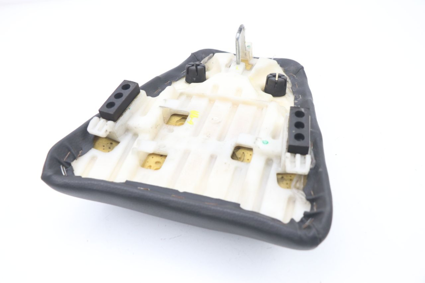 photo de SELLA POSTERIORE HONDA CBF 125 (2009 - 2015)