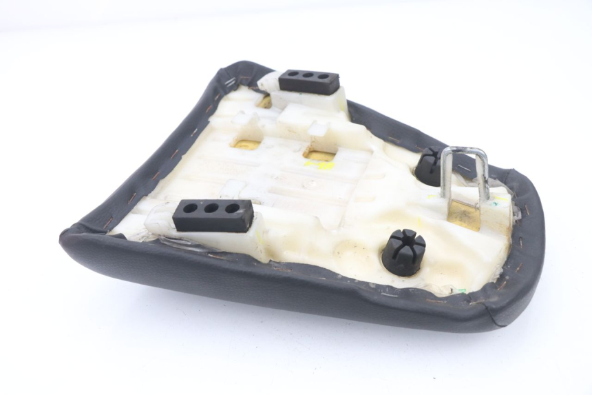 photo de SELLA POSTERIORE HONDA CBF 125 (2009 - 2015)