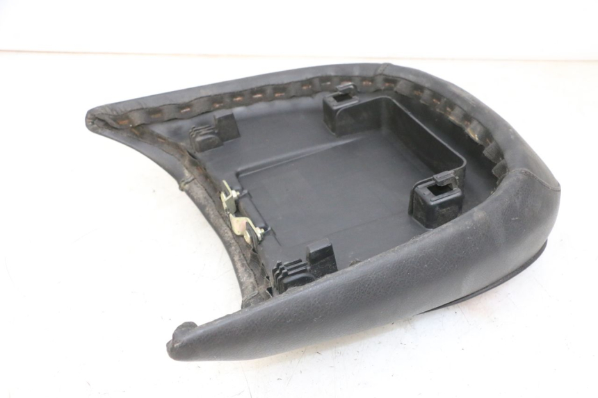 photo de SELLA POSTERIORE PEUGEOT DJANGO 4T 50 (2014 - 2019) - Altra angolazione