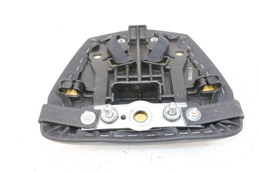 photo de SELLA POSTERIORE SUZUKI GSR 750 (2011 - 2017)