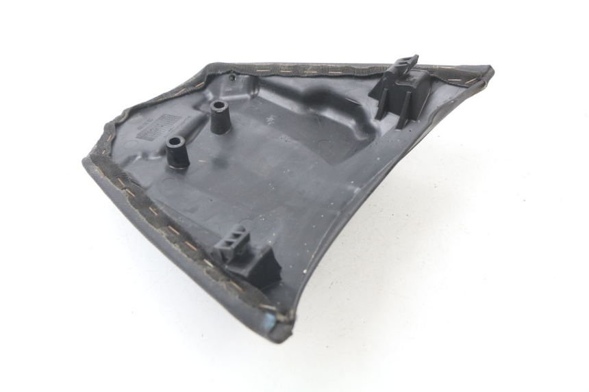 photo de SELLA POSTERIORE PEUGEOT JET FORCE CARBU 50 (2003 - 2016)