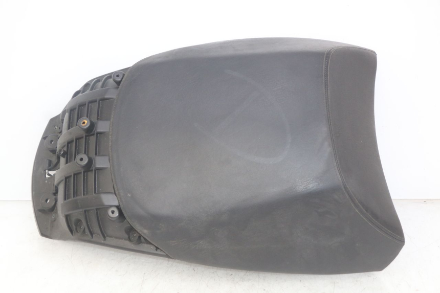 photo de SELLE POSTERIORE PEUGEOT SATELIS 125 (2010 - 2012)