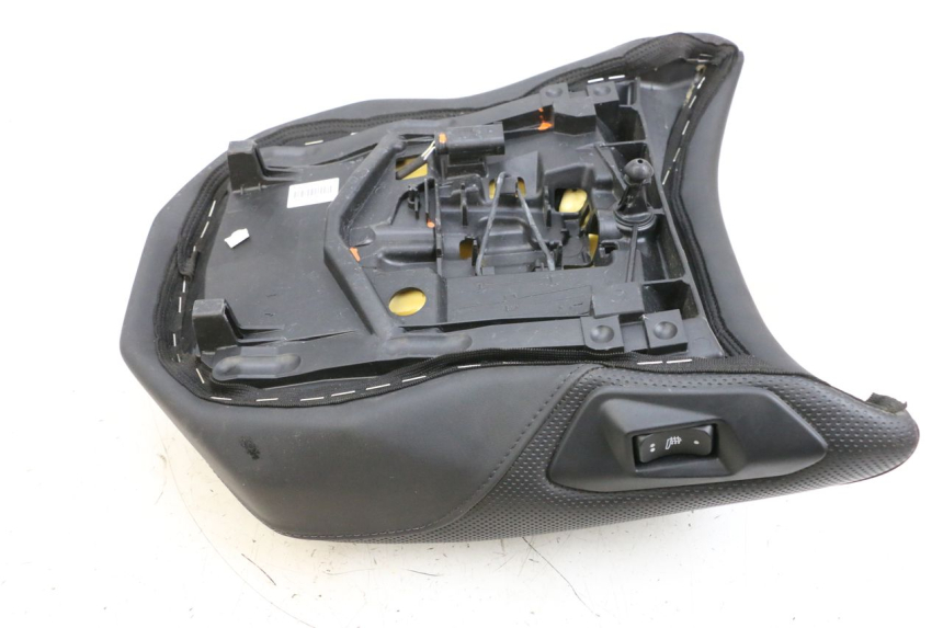 photo de SELLA POSTERIORE BMW R GS 1250 (2021 - 2024) - Primo piano tecnico