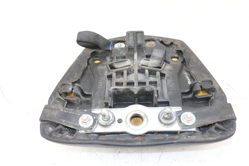 photo de SELLA POSTERIORE SUZUKI GSR 750 (2011 - 2017)