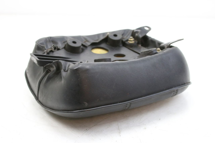 photo de SELLE POSTERIORE SYM HUSKY 125 (1999 - 2005)