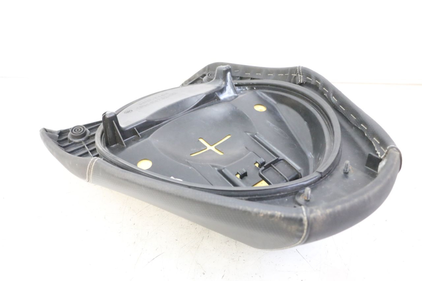 photo de SELLA ANTERIORE YAMAHA AEROX NAKED 2T 50 (2013 - 2017)