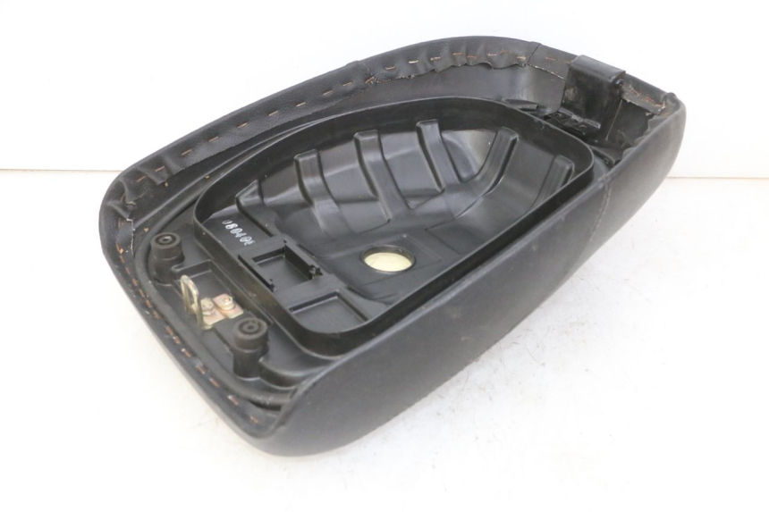 photo de SELLE ANTERIORE KYMCO AGILITY 4T 50 (2005 - 2018)