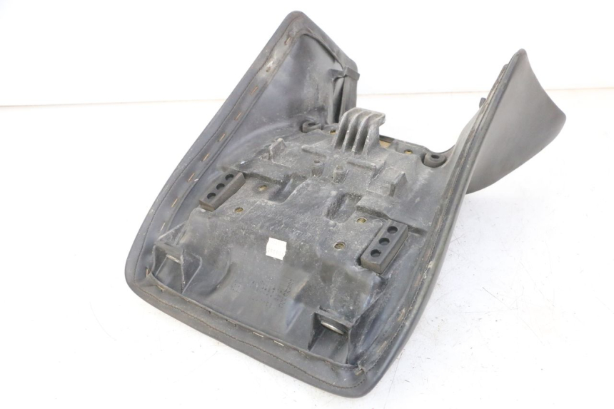 photo de SELLA ANTERIORE HONDA CBF 500 (2004 - 2007)