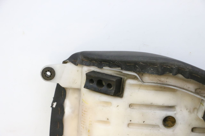 photo de SELLA ANTERIORE HONDA CBF 125 (2009 - 2015)