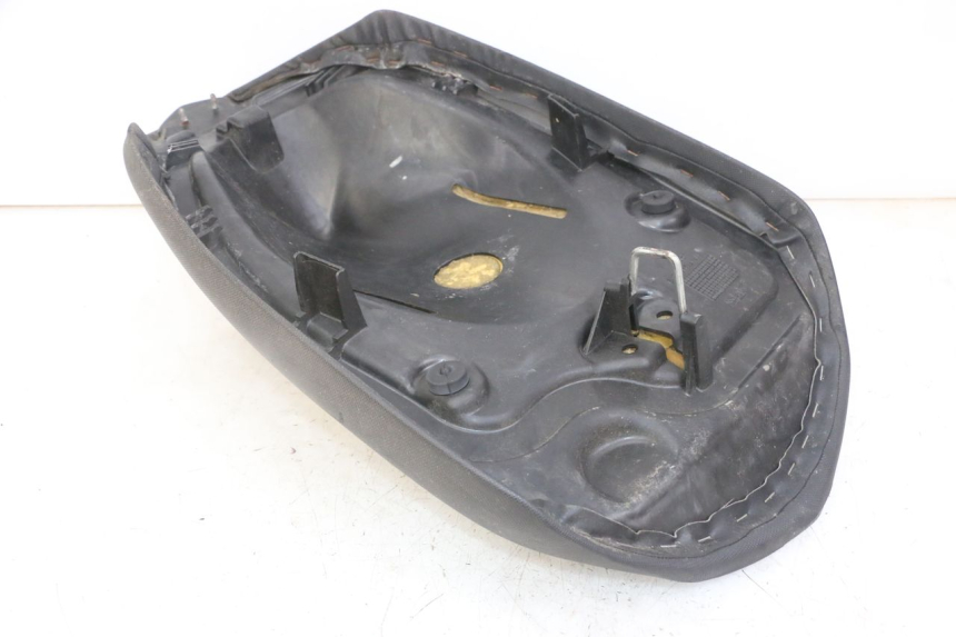 photo de SELLA ANTERIORE PEUGEOT JET FORCE CARBU 50 (2003 - 2016)