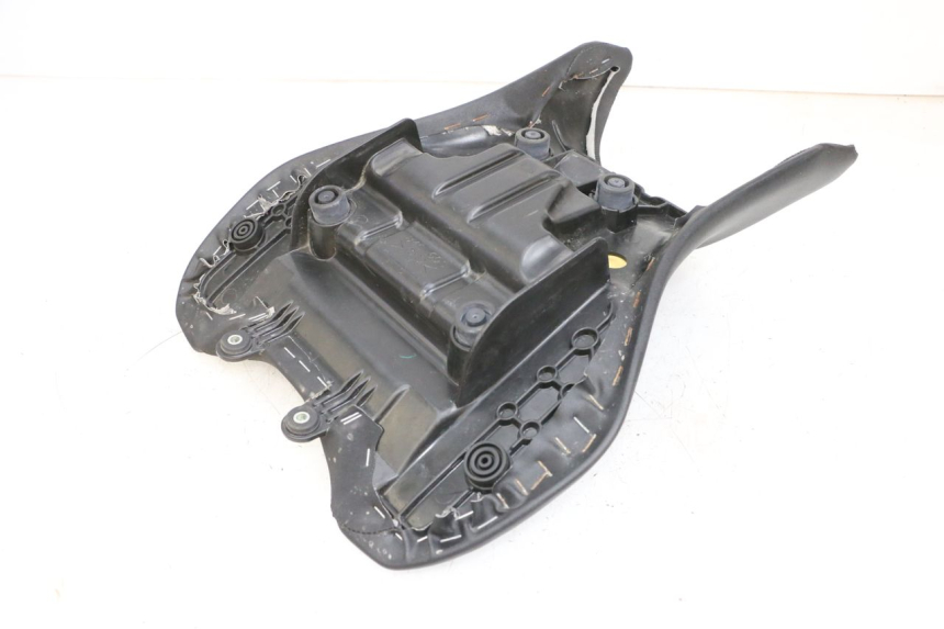 photo de SELLA ANTERIORE YAMAHA MT-07 MT07 ABS 700 (2018 - 2020) - Altra angolazione