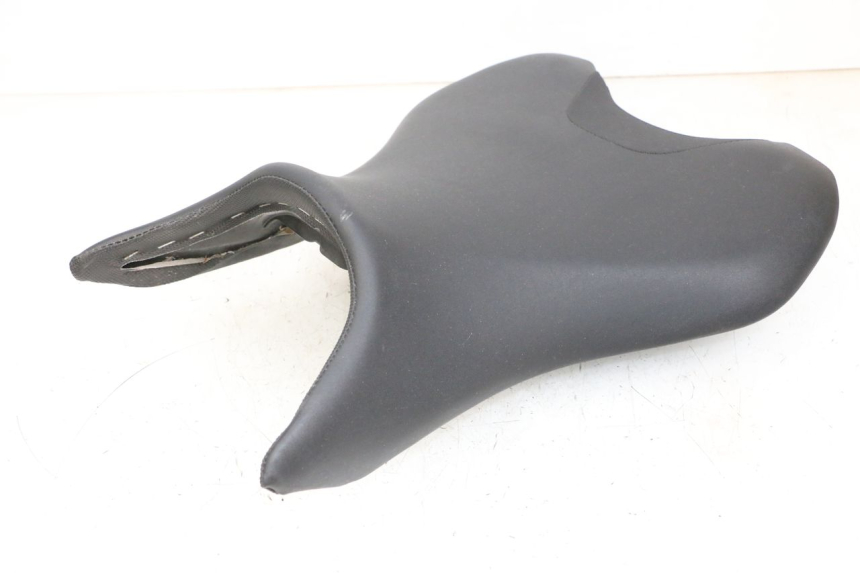 photo de SELLA ANTERIORE YAMAHA MT-07 MT07 ABS 700 (2018 - 2020) - Stato della superficie e materiale