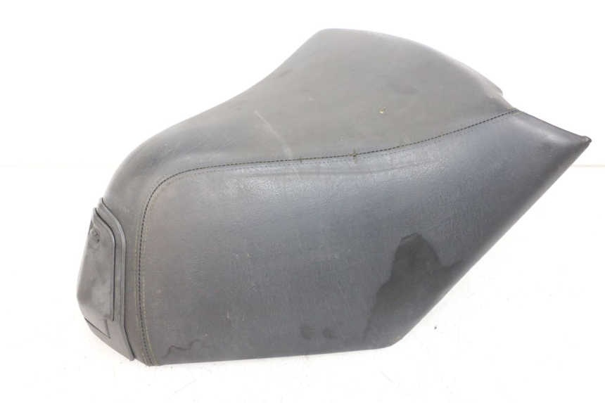 photo de SELLE ANTERIORE PEUGEOT SATELIS 125 (2006 - 2009)