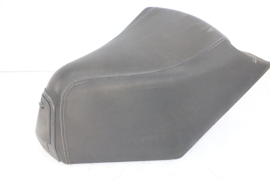 photo de SELLA ANTERIORE PEUGEOT SATELIS 125 (2013 - 2018)