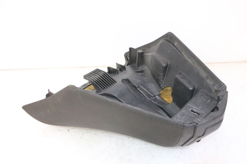 photo de SELLE ANTERIORE PEUGEOT SATELIS 125 (2010 - 2012)