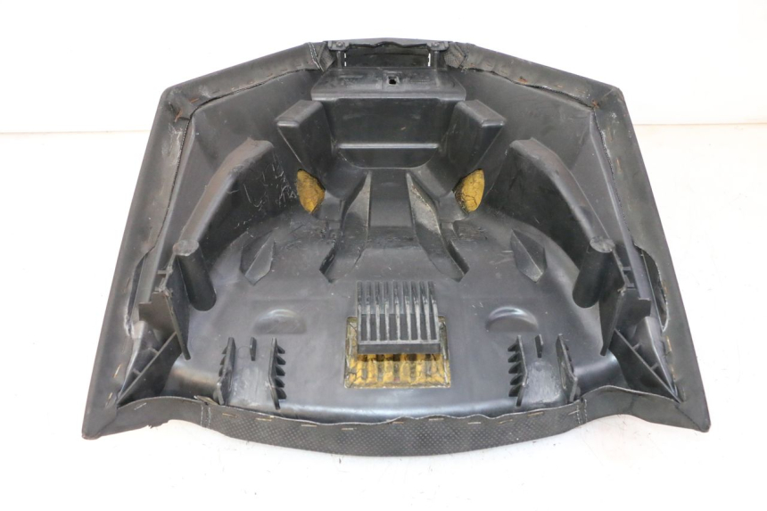 photo de SELLE ANTERIORE PEUGEOT SATELIS 125 (2010 - 2012)