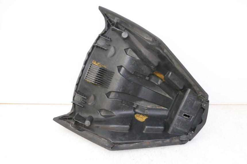 photo de SELLE ANTERIORE PEUGEOT SATELIS 125 (2010 - 2012)