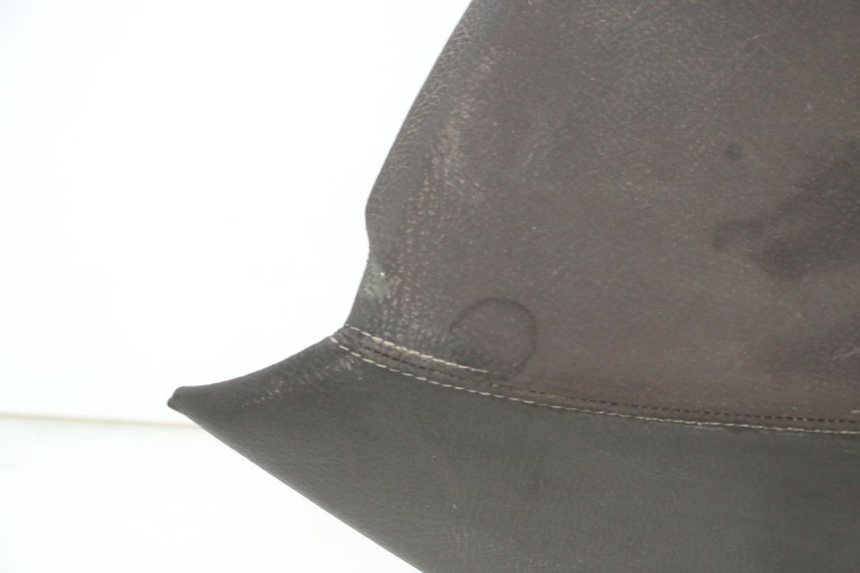 photo de SELLE ANTERIORE PEUGEOT SATELIS 125 (2006 - 2009)