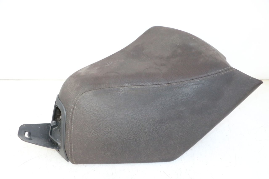 photo de SELLE ANTERIORE PEUGEOT SATELIS 125 (2006 - 2009)