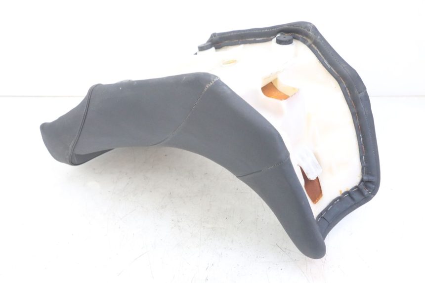 photo de SELLE ANTERIORE YAMAHA TDM ABS 900 (2002 - 2014)