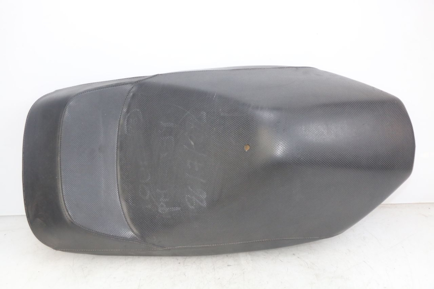 photo de SELLE ANTERIORE YAMAHA YP MAJESTY 125 (2007 - 2010)