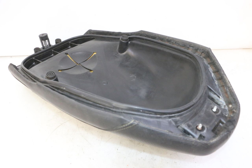 photo de SELLE ANTERIORE YAMAHA YP MAJESTY 125 (2007 - 2010)