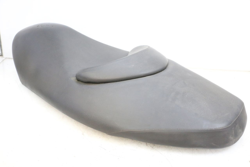 photo de SELLE SUZUKI BURGMAN 125 (2007 - 2014) - Marcature e riferimenti originali