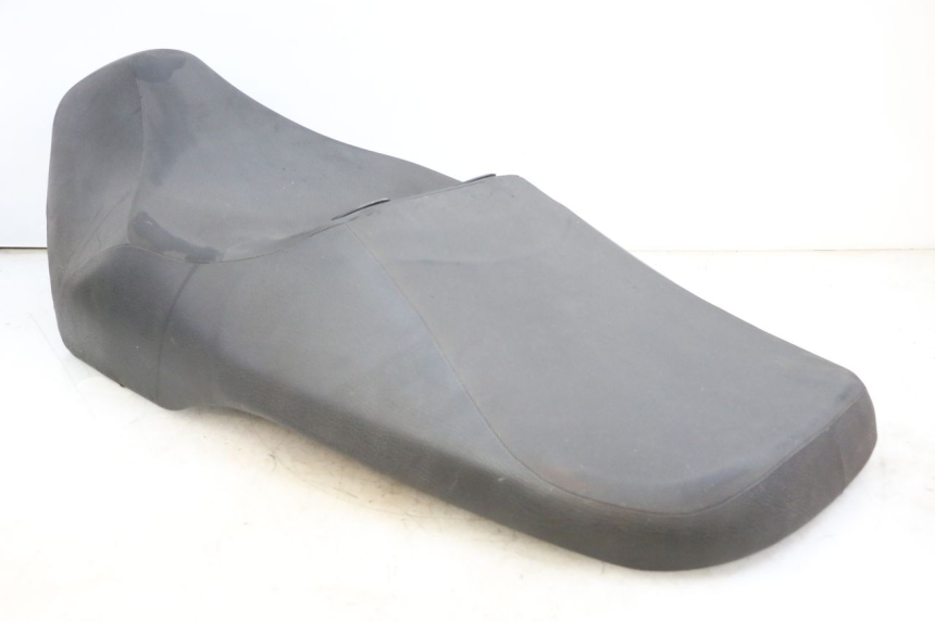 photo de SELLA SUZUKI BURGMAN EXECUTIVE ABS 650 (2006 - 2012) - Stato della superficie e materiale